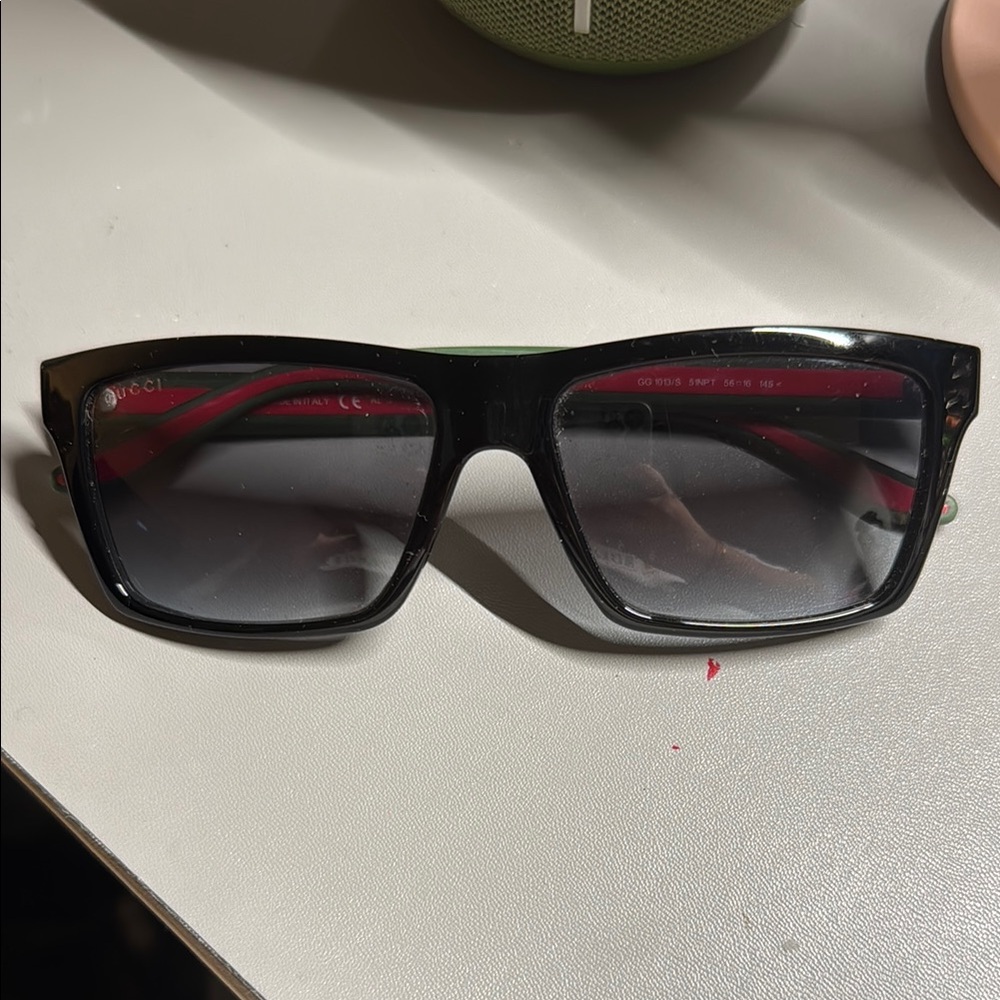 Gucci Black Sunglasses